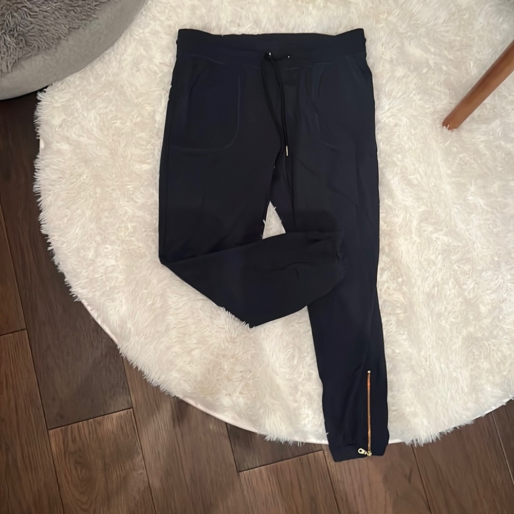 Zyia womens active joggers with cinch ankle and zip up accent size S